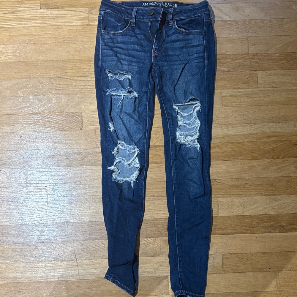 American Eagle Outfitters Distressed Dark Blue Skinny Jeggings